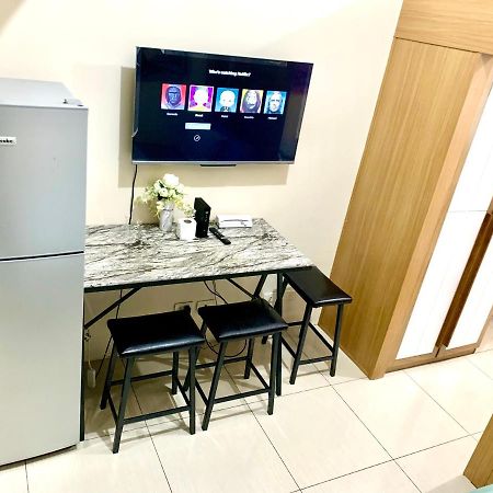 Kathys Crib At Shell Residences Manila Exterior photo