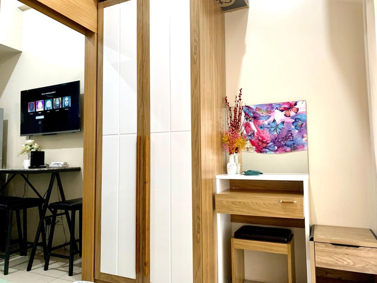 Kathys Crib At Shell Residences Manila Exterior photo